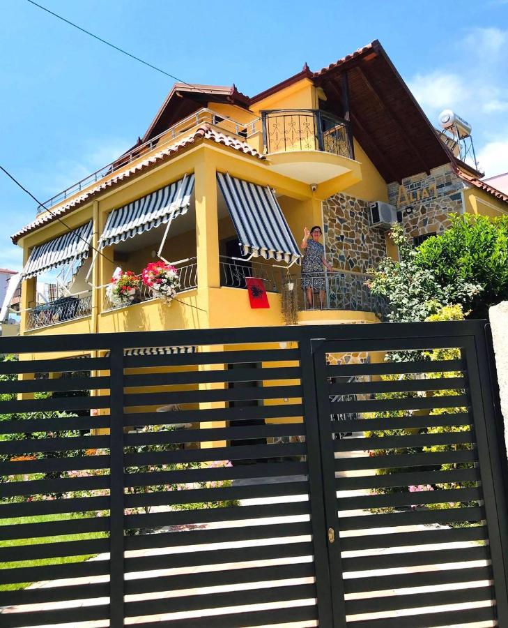 Vila Aliaj Luxury Apartment With 2 Rooms With Private Wonderful Terrace Durrës Exterior foto