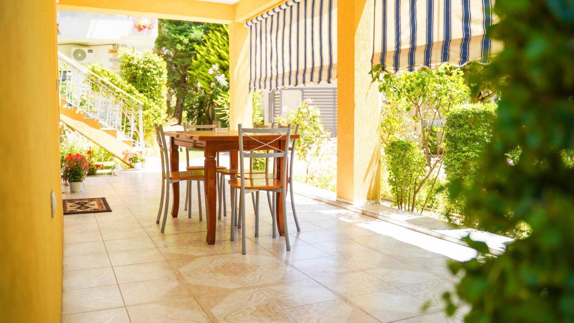 Vila Aliaj Luxury Apartment With 2 Rooms With Private Wonderful Terrace Durrës Exterior foto